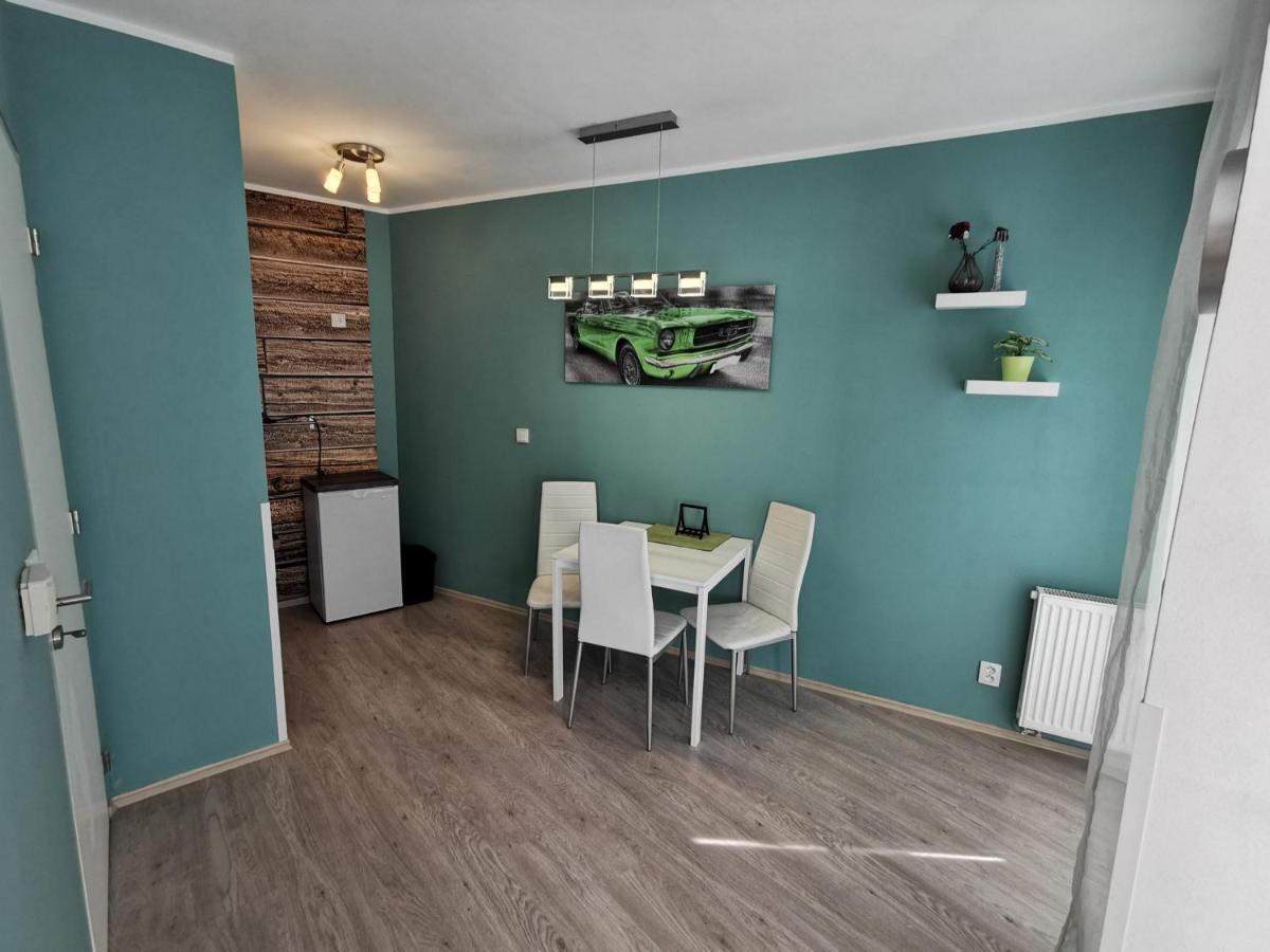 Apartman Mustang Klinovec Loučná pod Klínovcem Exterior foto