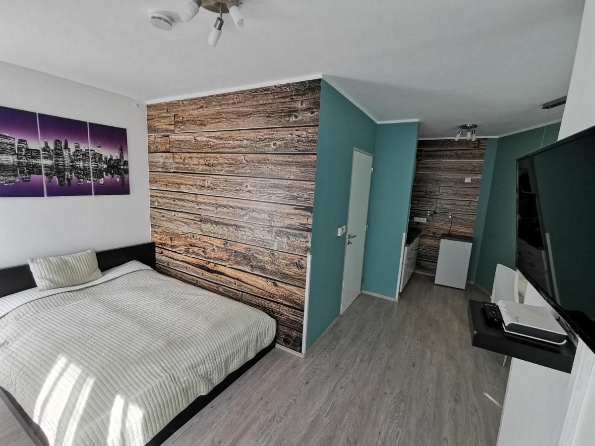 Apartman Mustang Klinovec Loučná pod Klínovcem Exterior foto