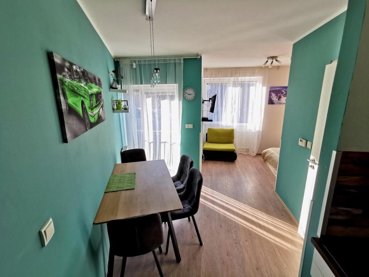Apartman Mustang Klinovec Loučná pod Klínovcem Exterior foto